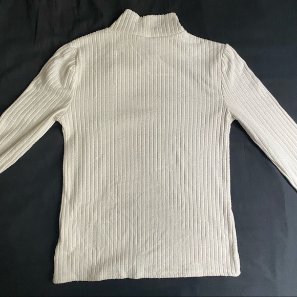 Turtle neck sweater - Picture 5 of 7
